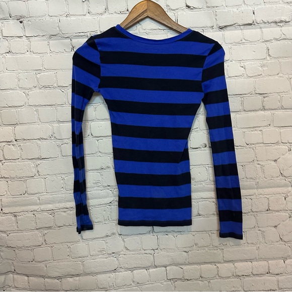 Old Navy blue and black striped long sleeve shirt - Picture 2 of 4